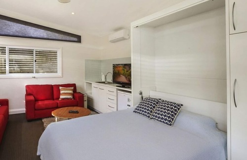 Patonga House | Driftwood By The Water- Holiday Special