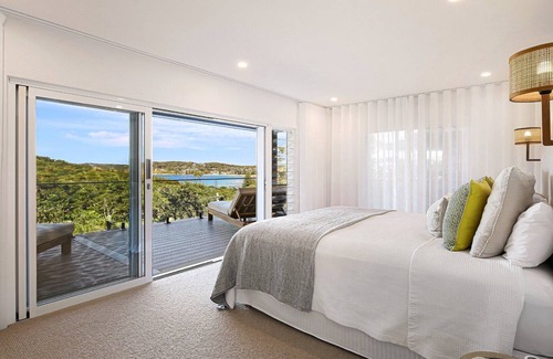 North Avoca House | DRIFTWOOD | Ocean Views , Wi-Fi | Accom Holidays