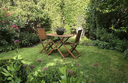 Port Fairy Apartment | Dromore - Spacious, central apartment set in a gorgeous garden
