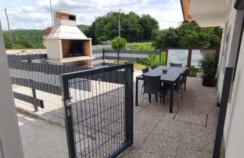 Marindol Apartment | Družinski apartmaji Judnič