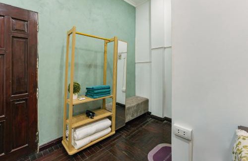 Hang Trong House | Drumie Homestay - 50m to Hoan Kiem lake