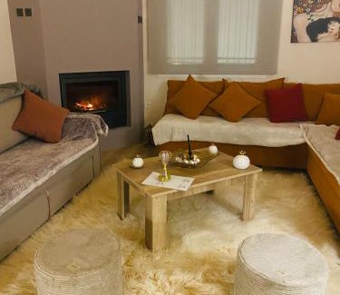 Elati House | Dryades
