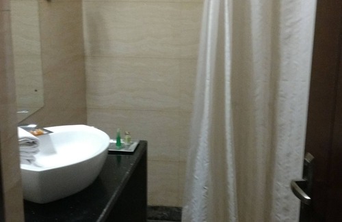 Old Gurgaon Hotel | DS Clarks Inn Gurgaon