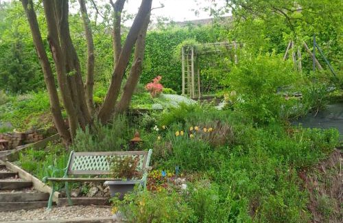 Saint-Wandrille-Rancon Bed & Breakfast | DUCK HOUSE