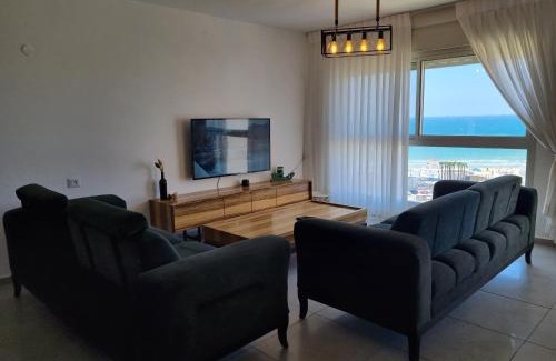 Acre Apartment | Ducks on the beach
