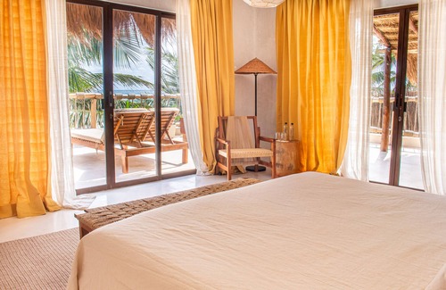 Zona Hotelera Hotel | Dune Boutique Hotel located at the party zone