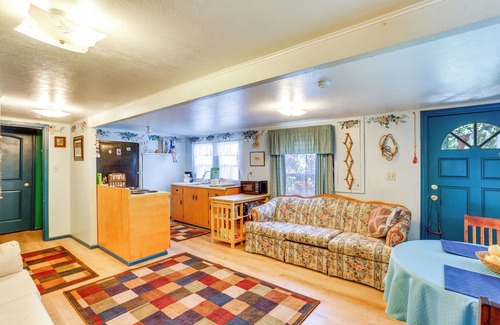 Dunsmuir Apartment | Dunsmuir Apartment ~ 17 Mi to Mt Shasta Ski Park!