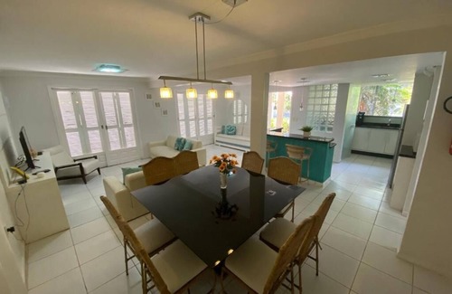 Ingleses Sul Apartment | Duplex with barbecue 70 meters from the sea on Ingleses beach