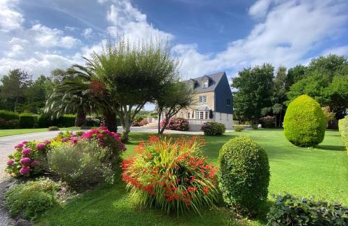 Reville Apartment | Duplex Bellevue, vue mer, à 50m de la plage!