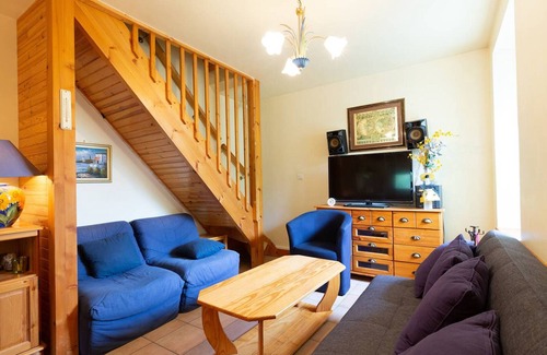 Loudervielle Ski Chalet | Duplex Chalet for 6 in Peaceful Peyragudes with Fireplace & Terrace