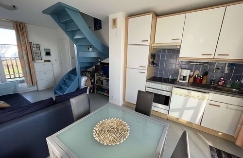 Wimereux Apartment | Duplex in Wimereux with Balcony, Parking and Wi-Fi