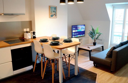 Chevreuse Apartment | Duplex, le Chaleureux, 4 Pers, Plein Centre