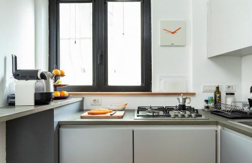 Chiesa Rossa Apartment | Duplex luminoso in zona residenziale