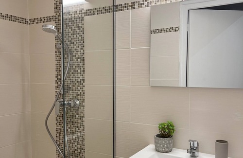 Saint-Claude Apartment | Duplex of three air-conditioned bedrooms with large outdoor terrace