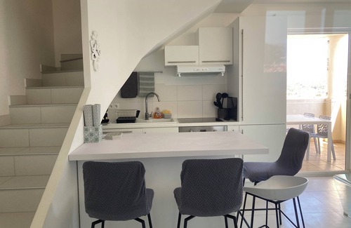 L'Ile-Rousse Apartment | Duplex quiet residence, sea and mountain view, near downtown, beach at 300m