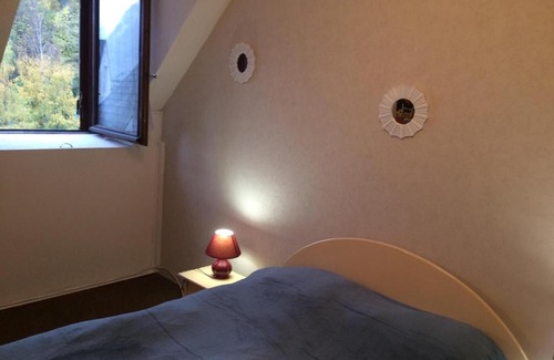 Bagneres-de-Luchon Apartment | Duplex T2 Cabine aux pieds du télécabine avec parking