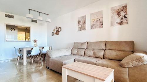 Castillo de Sabinillas Apartment | Duquesa Village Property