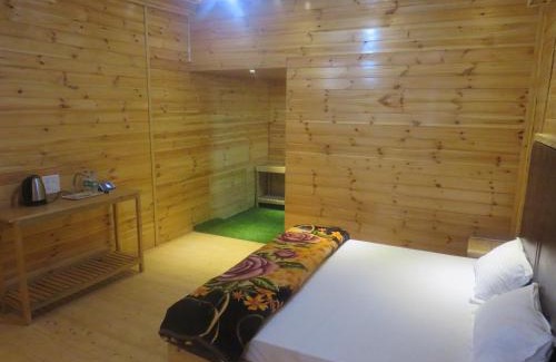 Majkhali Hotel | Durgesh Hillock