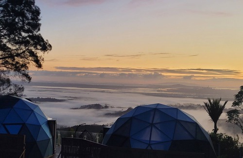 Waiatarua Cabin | Dusk&Dawn Glass dome glamping accommodation in the bush near Auckland