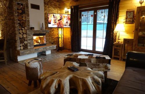 Myto pod Dumbierom Apartment | Dvojapartmánová drevenica Mýto