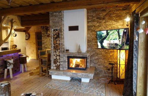 Myto pod Dumbierom Apartment | Dvojapartmánová drevenica Mýto