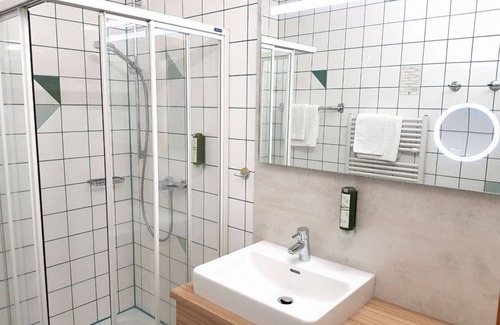 Bad Waltersdorf House | DZ Sonnenseite mit Balkon ab 3 Nächtehalbpension - Hotel-restaurant Teuschler-mogg