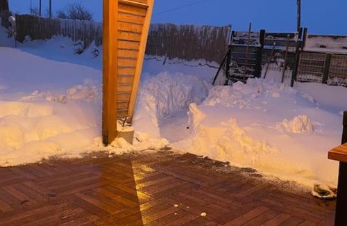 Golcuk Ski Chalet | eşsiz doğa manzarasında jakuzi keyfi sunan dağ evi