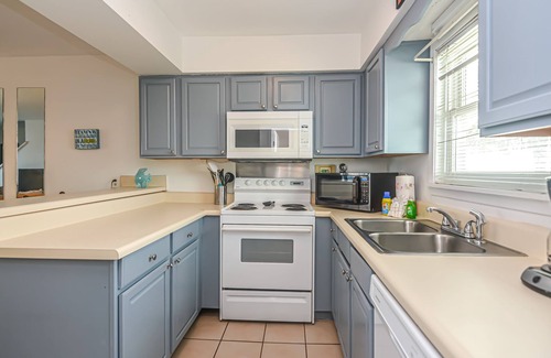 Fort Morgan House | E-10. Wonderful unit with a great view of the Gulf. Community pool.