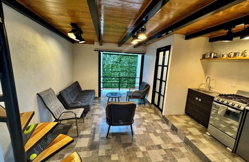 Ruta Independencia Apartment | E&A lookout point in the Historic Downtown of Oaxaca with views of the mountains