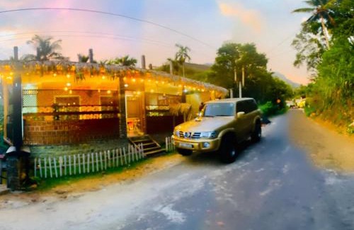 Koslanda House | e34 Café, Restaurant & Hotel Koslanda Hideaway with a Private Natural Pool