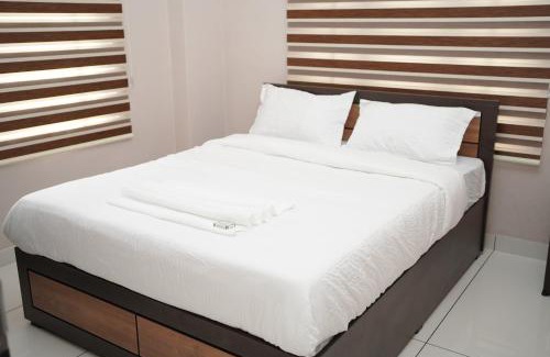 Perintalmanna Hotel | Eagle Nest Residency