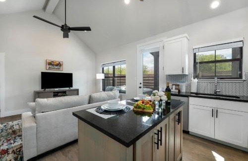 Fredericksburg House | Eagle's Resting - Hot Tub Close to 290 Wine Trail