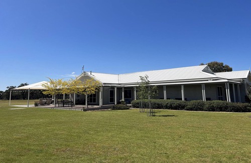 Halls Gap House | Eagle Wings Rise - Grampians