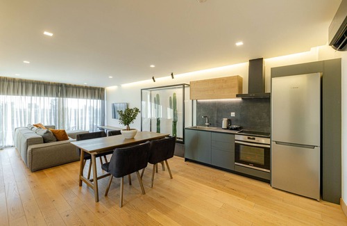 Kallithea House | Earth Boutique Apartments Next to Stavros Niarchos