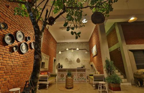 Peradeniya Hotel | Earthbound Residence