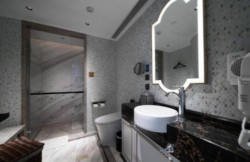 Guangyang District Hotel | East Pacific Passenger Lounge - Departure area, 3rd floor