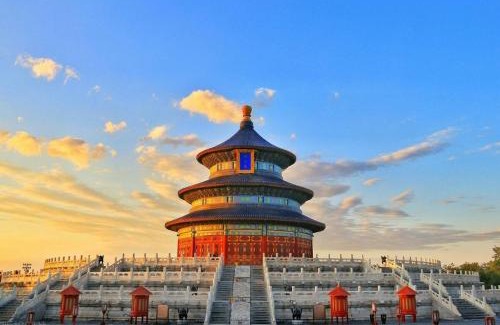 North Chaoyang Hotel | East Sacred Hotel - very close to the Drum tower And Nanluoguxiang Houhai Bar Very close to the bird's nest water cube
