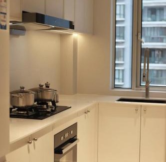 Huangpu Apartment | Eastern Hub - Bund Branch near the Bund and Xintiandi 3 bedrooms big house