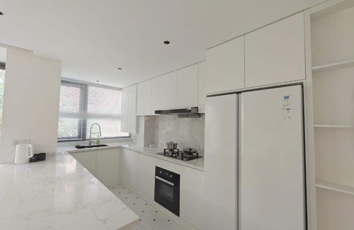 Shanghai Apartment | Eastern Hub - Designer Apartment with Open Kitchen and Super Large Sofa