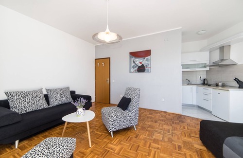 Blato Apartment | Easy going hosts, close to the beach. Beautiful sights to see and food to eat, w