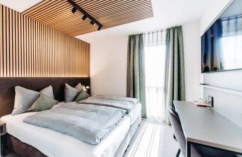 Hoechst Apartment | Easy Room - Self Check In - Out