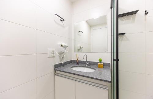 Santo Amaro Apartment | Easy Star - Lindo studio C/varanda no Alto da Boa Vista - MY01I
