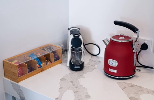 Battery Point Apartment | Easy walk to Salamanca and the waterfront with secure undercover parking