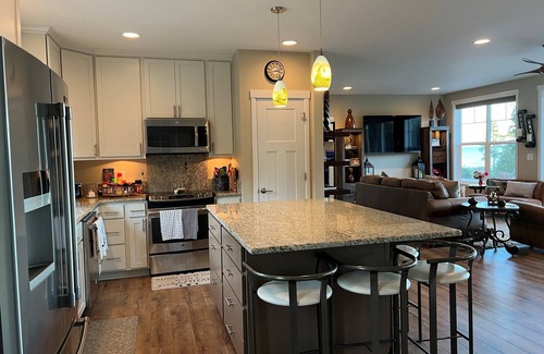 Eastsound Cottage | Echo Bay Retreat on Orcas Island North Shore