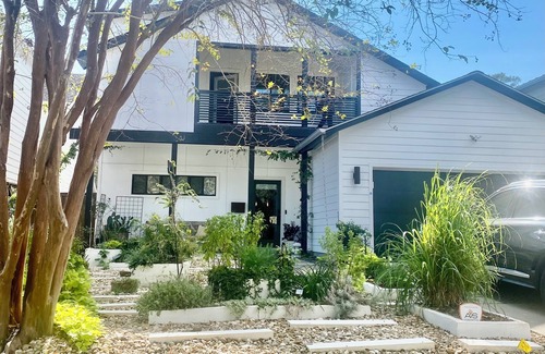 Spring Branch East House | Eco-friendly oasis with a pool