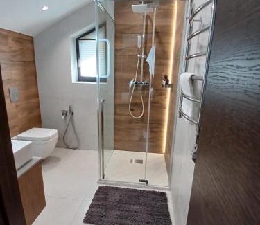 Bukovel Ski Chalet | EcoBerghaus - Котеджне містечко