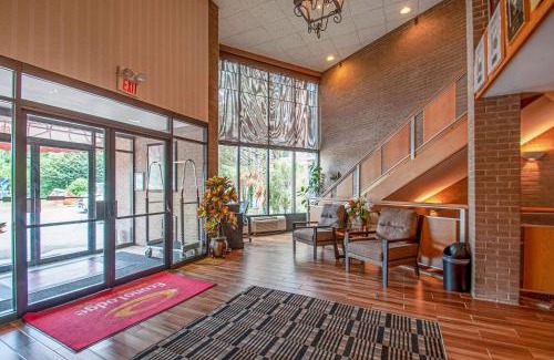 East Falls Church Cabin | Econo Lodge Metro