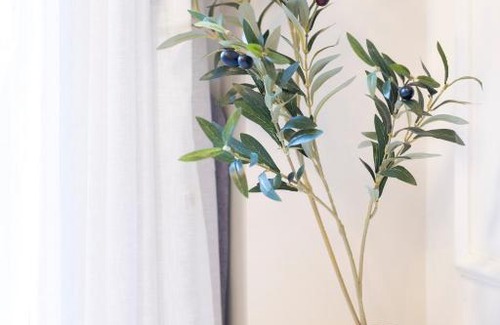 Long Hung Apartment | Ecopark Homestay - P&N Getaway Condo with Pool