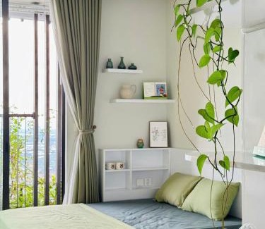 Van Giang Apartment | Ecopark Lushy Stay - Garden in the Cloud