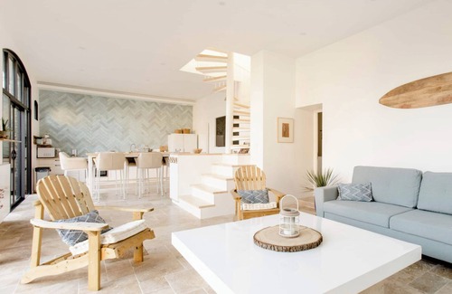 Gainneville House | Ecurie les Tourelles indoor swimming pool & spa in Normandy